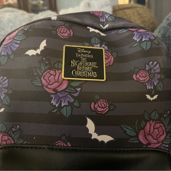 Disney Loungefly The Nightmare Before Christmas - Picture 4 of 9